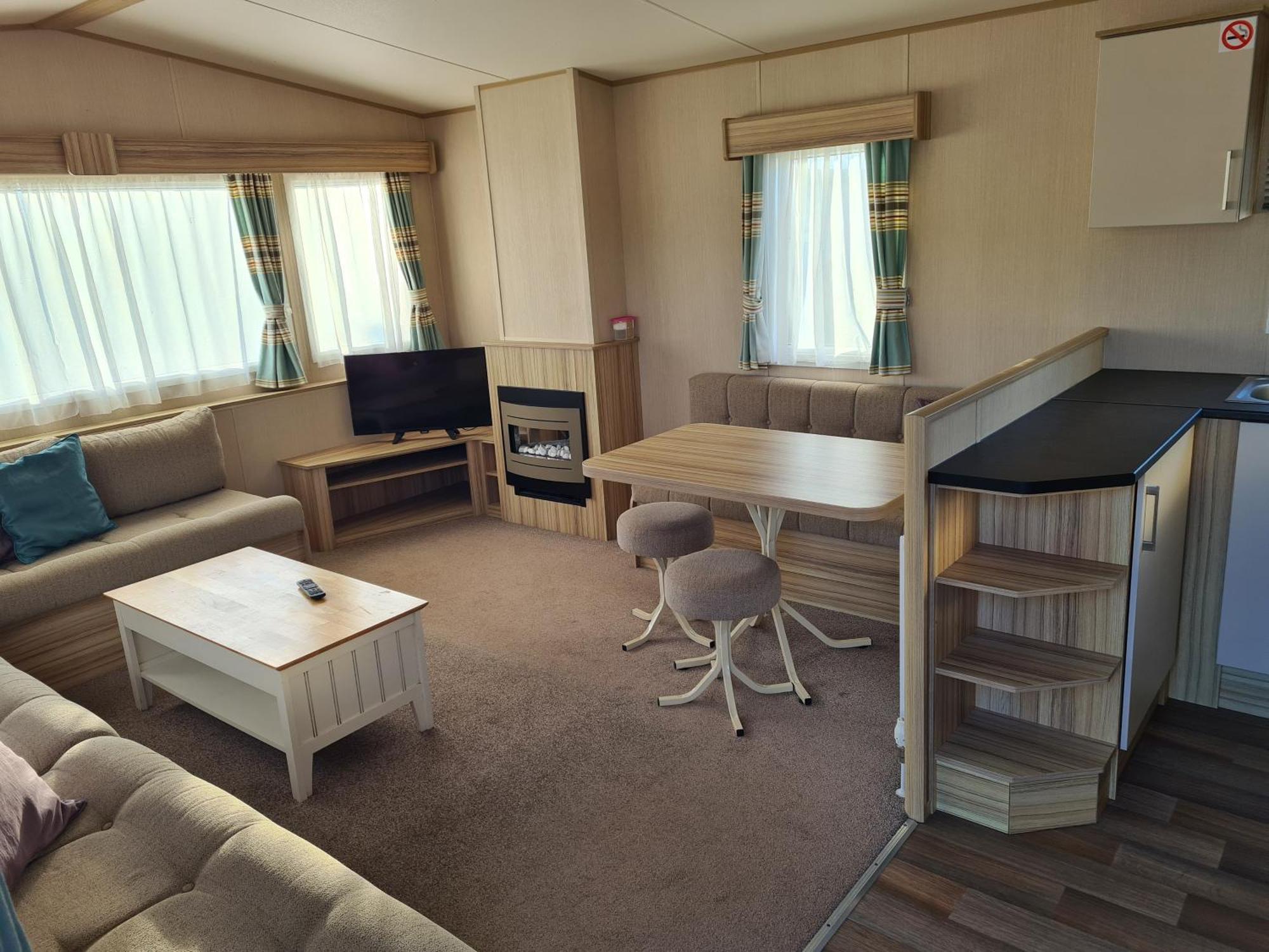 Hoburne Naish Cs129 Villa Ню Милтън Екстериор снимка