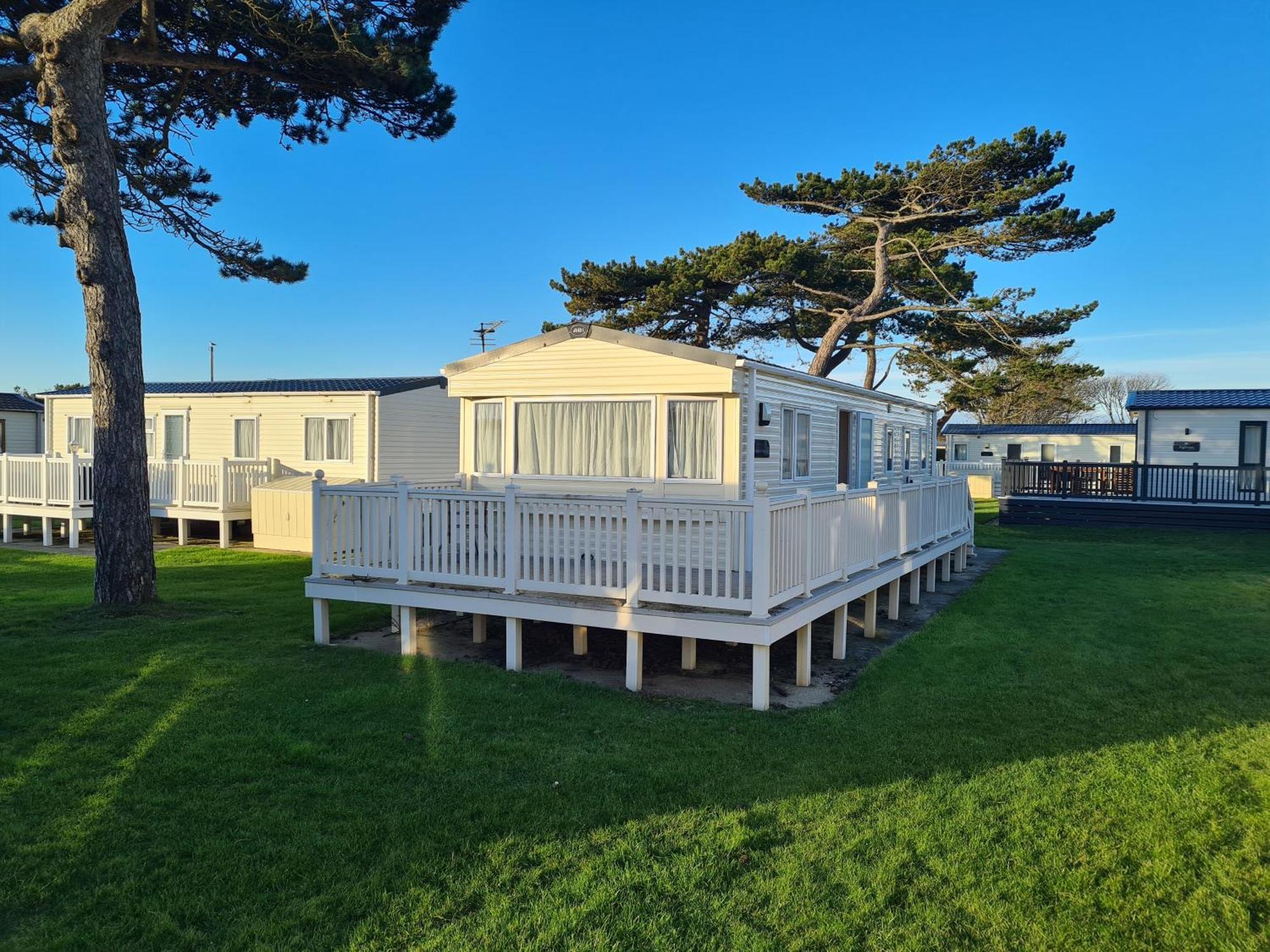 Hoburne Naish Cs129 Villa Ню Милтън Екстериор снимка